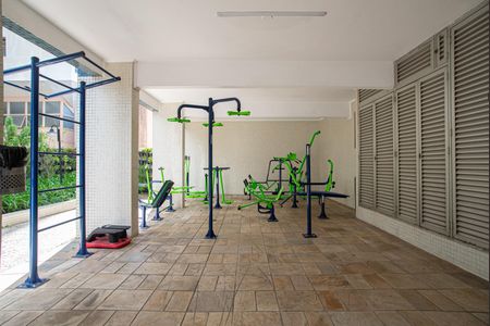 Apartamento à venda com 70m², 2 quartos e sem vagaÁrea comum - Academia