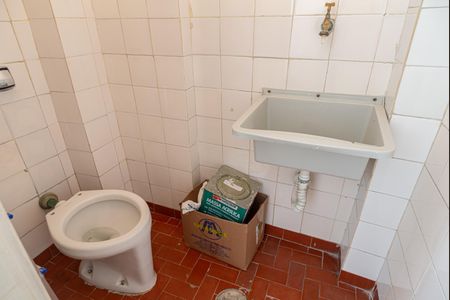 Apartamento à venda com 70m², 2 quartos e sem vagaBanheiro de Serviço