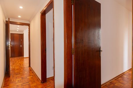 Apartamento à venda com 70m², 2 quartos e sem vagaCorredor