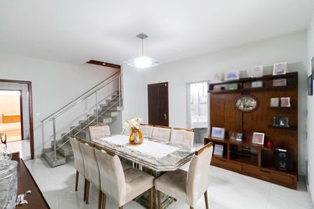 Casa à venda com 255m², 3 quartos e 2 vagasCopa