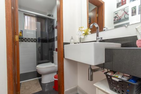 Apartamento à venda com 88m², 3 quartos e 1 vaga Apartamento à venda com 88m², 3 quartos e 1 vagaBanheiro Social