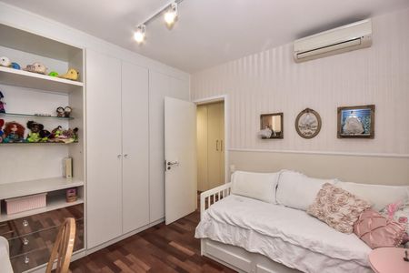 Apartamento para alugar com 191m², 3 quartos e 3 vagasSuíte 2