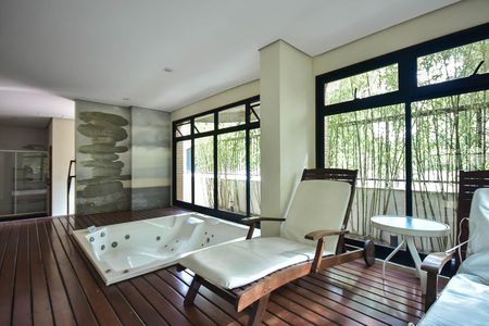 Apartamento para alugar com 191m², 3 quartos e 3 vagas Apartamento para alugar com 191m², 3 quartos e 3 vagasÁrea comum