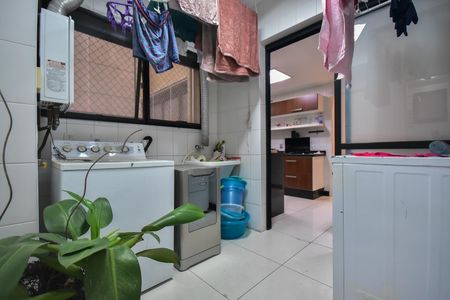 Apartamento para alugar com 191m², 3 quartos e 3 vagasÁrea de Serviço