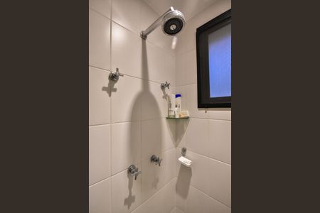 Apartamento para alugar com 191m², 3 quartos e 3 vagasChuveiro do banheiro da Suíte 3