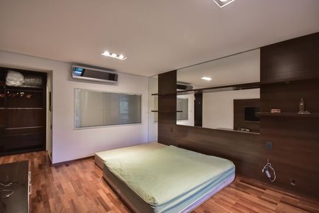 Apartamento para alugar com 191m², 3 quartos e 3 vagasSuíte 1