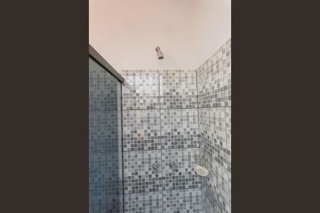 Casa para alugar com 333m², 4 quartos e 6 vagas Casa para alugar com 333m², 4 quartos e 6 vagasBanheiro da Suíte 4