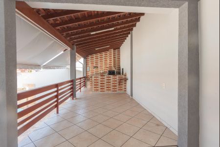 Casa para alugar com 333m², 4 quartos e 6 vagas Casa para alugar com 333m², 4 quartos e 6 vagasEspaço Gourmet