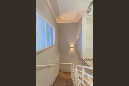 Casa para alugar com 333m², 4 quartos e 6 vagas Casa para alugar com 333m², 4 quartos e 6 vagasHall das Suítes