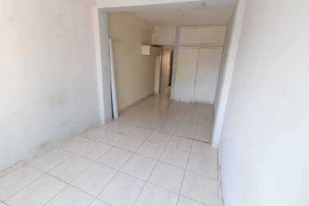 Apartamento para alugar com 42m², 1 quarto e sem vagaSala/Quarto