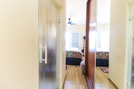 Casa à venda com 197m², 3 quartos e 2 vagasSuíte