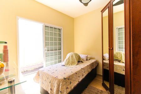 Casa à venda com 197m², 3 quartos e 2 vagasQuarto 3