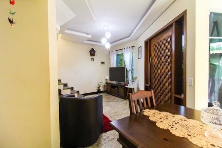 Sala de casa à venda com 3 quartos, 197m² em Vila Jacuí, São Paulo