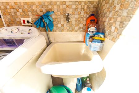 Casa à venda com 197m², 3 quartos e 2 vagasÁrea de Serviço