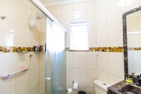 Casa à venda com 197m², 3 quartos e 2 vagasBanheiro da Suíte