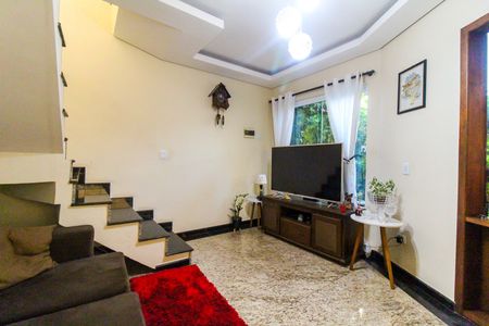 Sala de casa à venda com 3 quartos, 197m² em Vila Jacuí, São Paulo