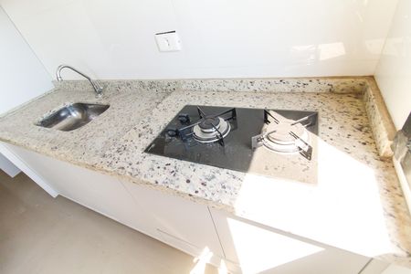 Apartamento à venda com 38m², 1 quarto e sem vaga Apartamento à venda com 38m², 1 quarto e sem vagaCozinha e Área de Serviço