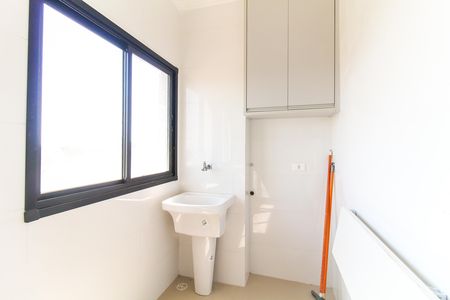 Apartamento à venda com 38m², 1 quarto e sem vaga Apartamento à venda com 38m², 1 quarto e sem vagaCozinha e Área de Serviço