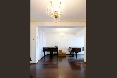 Casa para alugar com 5 quartos, 550m² em Casa Verde, São Paulo