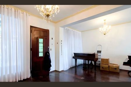 Casa para alugar com 5 quartos, 550m² em Casa Verde, São Paulo