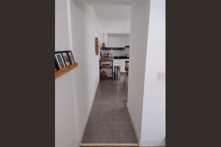 Casa à venda com 116m², 3 quartos e 2 vagasCorredor