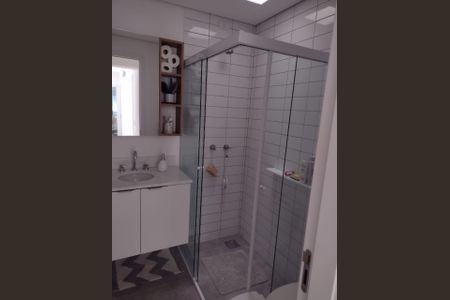 Casa à venda com 116m², 3 quartos e 2 vagasBanheiro