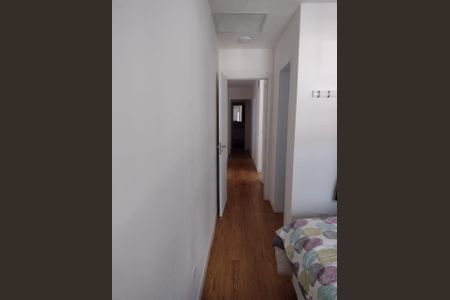 Casa à venda com 116m², 3 quartos e 2 vagasCorredor