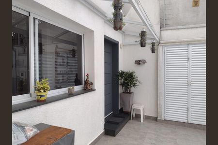 Casa à venda com 116m², 3 quartos e 2 vagasEntrada