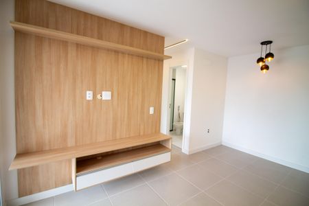 Sala de apartamento para alugar com 2 quartos, 63m² em Vila Cruzeiro, São Paulo