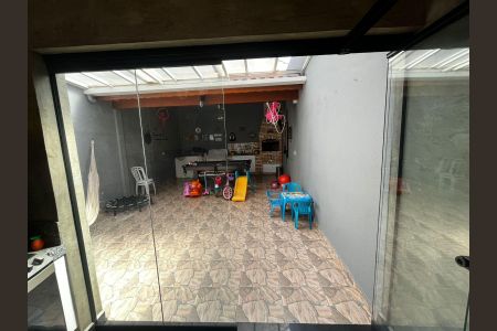 Casa à venda com 225m², 3 quartos e 2 vagasArea Externa