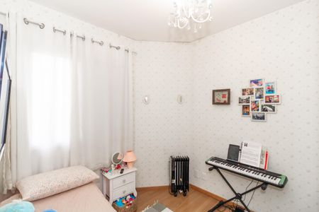 Apartamento à venda com 70m², 3 quartos e 1 vagaQuarto 2