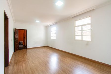 Sala de apartamento à venda com 2 quartos, 110m² em Sagrada Família, Belo Horizonte
