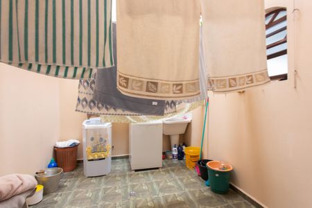 Casa para alugar com 345m², 4 quartos e 4 vagas Casa para alugar com 345m², 4 quartos e 4 vagasÁrea de Serviço 1