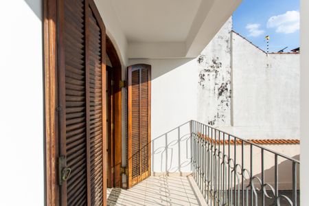 Casa para alugar com 345m², 4 quartos e 4 vagas Casa para alugar com 345m², 4 quartos e 4 vagasVaranda do Quarto 3