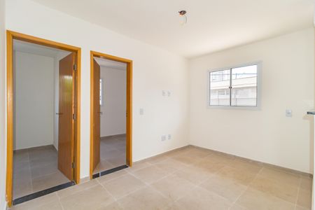 Sala de apartamento à venda com 2 quartos, 47m² em Vila Bertioga, São Paulo