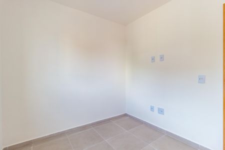 Quarto de apartamento à venda com 2 quartos, 47m² em Vila Bertioga, São Paulo