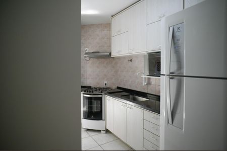 Apartamento à venda com 69m², 2 quartos e 1 vaga Apartamento à venda com 69m², 2 quartos e 1 vagaCozinha e Área de Serviço