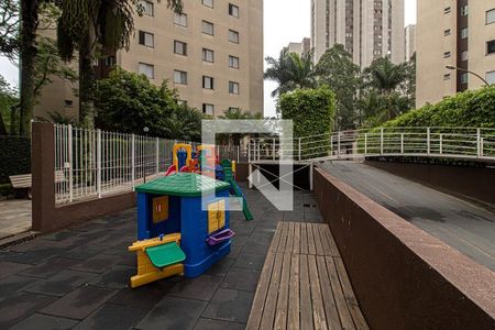 Apartamento à venda com 69m², 2 quartos e 1 vaga Apartamento à venda com 69m², 2 quartos e 1 vagaÁrea comum - Playground