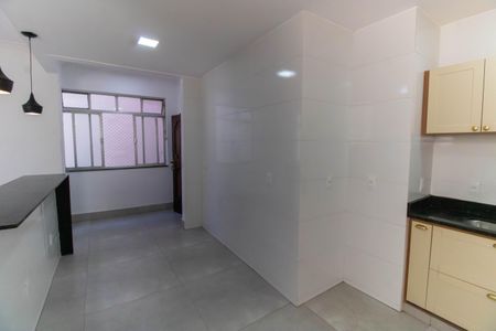 Apartamento à venda com 99m², 2 quartos e sem vaga Apartamento à venda com 99m², 2 quartos e sem vagaCozinha
