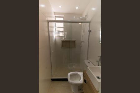 Apartamento à venda com 99m², 2 quartos e sem vaga Apartamento à venda com 99m², 2 quartos e sem vagaBanheiro da Suíte