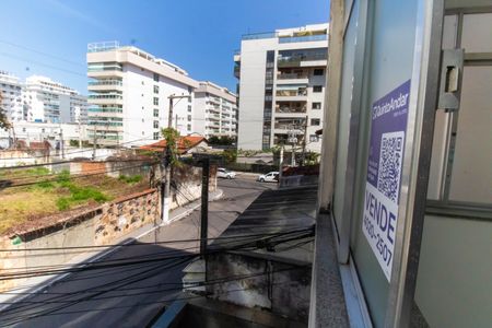 Apartamento à venda com 99m², 2 quartos e sem vaga Apartamento à venda com 99m², 2 quartos e sem vagaPlaca