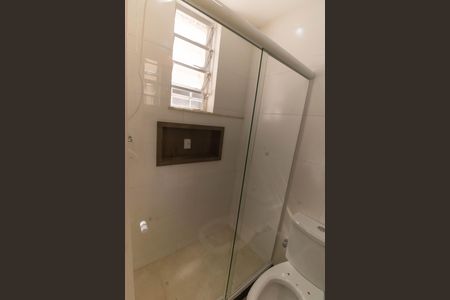 Apartamento à venda com 99m², 2 quartos e sem vaga Apartamento à venda com 99m², 2 quartos e sem vagaBanheiro