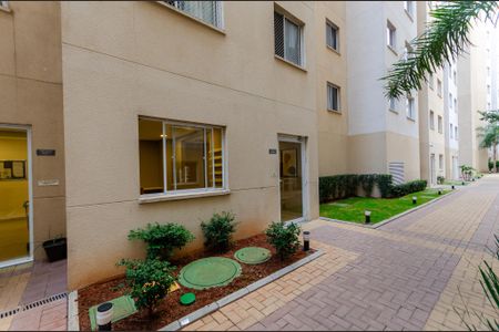 Apartamento à venda com 32m², 2 quartos e sem vagaÁrea comum