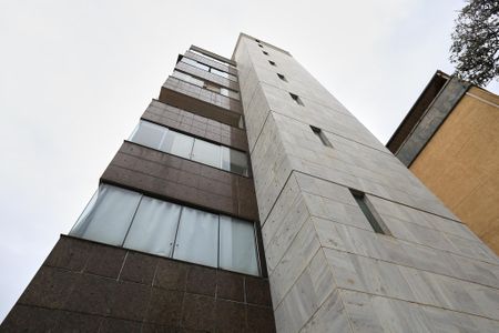 Apartamento para alugar com 165m², 3 quartos e 2 vagasFachada