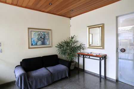 Apartamento para alugar com 165m², 3 quartos e 2 vagasHall