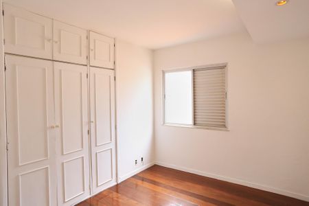 Apartamento para alugar com 165m², 3 quartos e 2 vagasSuíte