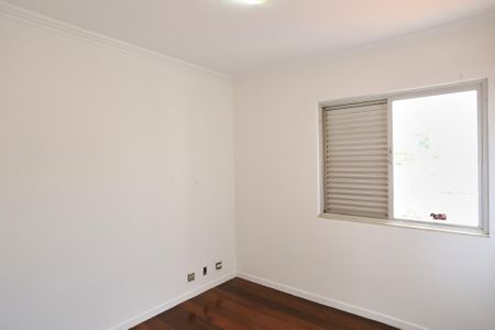 Apartamento para alugar com 165m², 3 quartos e 2 vagasQuarto 2