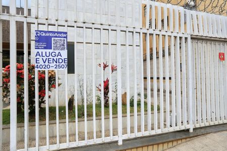 Apartamento para alugar com 165m², 3 quartos e 2 vagasFachada com Plaquinha