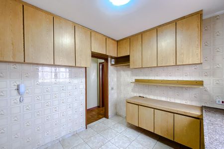 Apartamento para alugar com 79m², 2 quartos e sem vagaCozinha