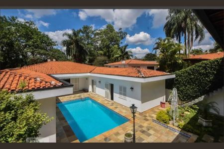 Casa à venda com 4 quartos, 635m² em Jardim Marajoara, São Paulo